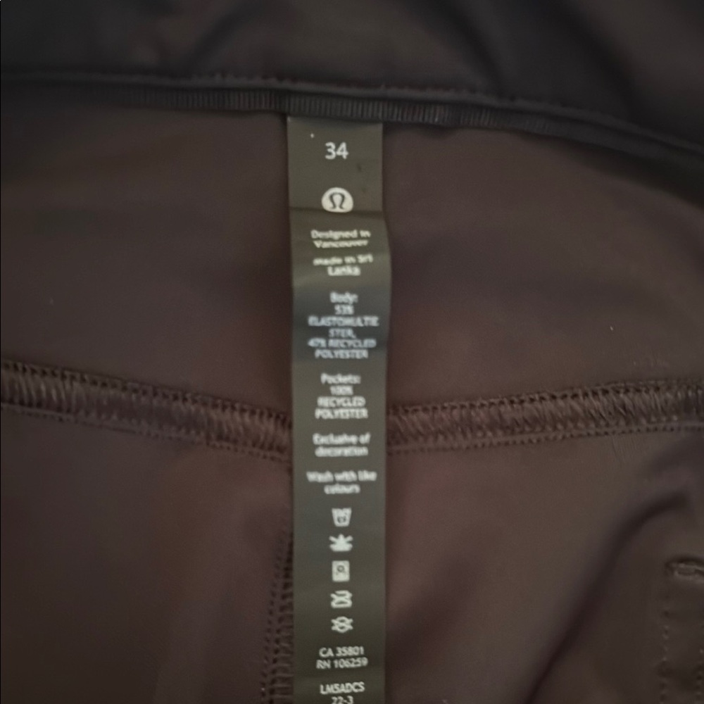 Men’s Lululemon athletica ABC Warpstreme black pants - Picture 4 of 7